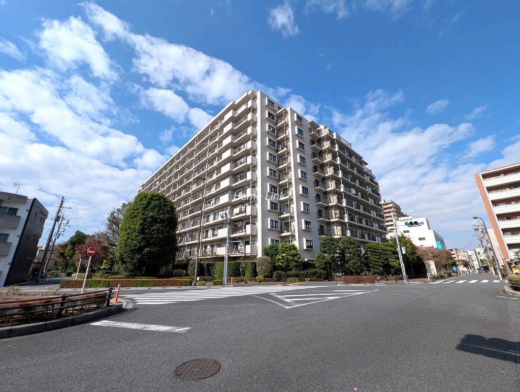 モアクレスト西台　外観